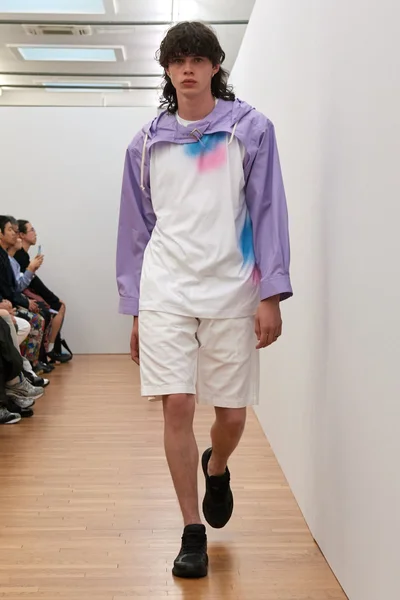 Look 22